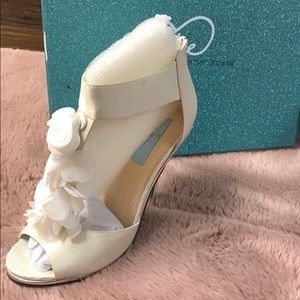 Cream Betsey Johnson Heels